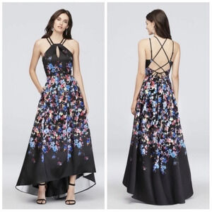 Camille La Vie Women’s Black Floral‎ Lace Up Back Ball Gown. Size 3/4